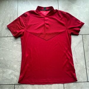 NIKE TIGER WOODS DriFit Golf Polo with Blade Collar Small